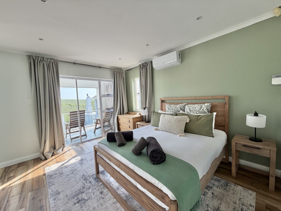 2 Bedroom Property for Sale in Wavecrest Eastern Cape